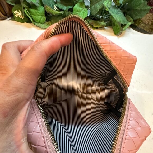 Pink Woven PVC Wristlet Clutch With Gold Accent & Zip Closure - Picture 4 of 8